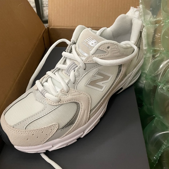 New Balance | Shoes | Nwt New Balance 53 Womens 85mens 7 Sea Salt 